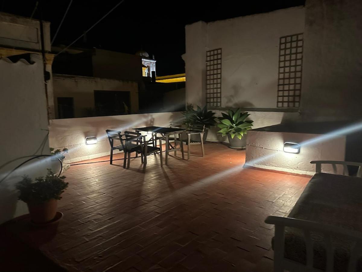 Apartment In Old Town With Roof Terrace And Fibre, Tarifa Ngoại thất bức ảnh